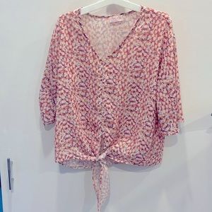 Pink Lily tie front blouse. Size S.